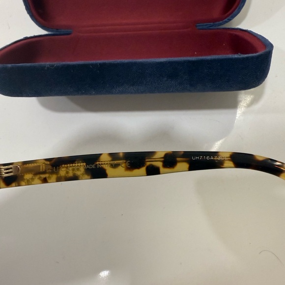 Authentic Gucci Sunglasses - Picture 3 of 6